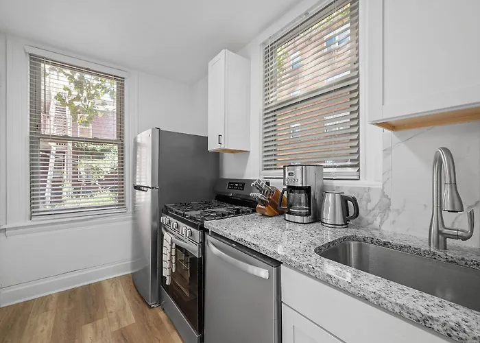 Shadyside 1c Spacious And Cozy Private Bedroom With Shared Bathroom Privatunterkunft